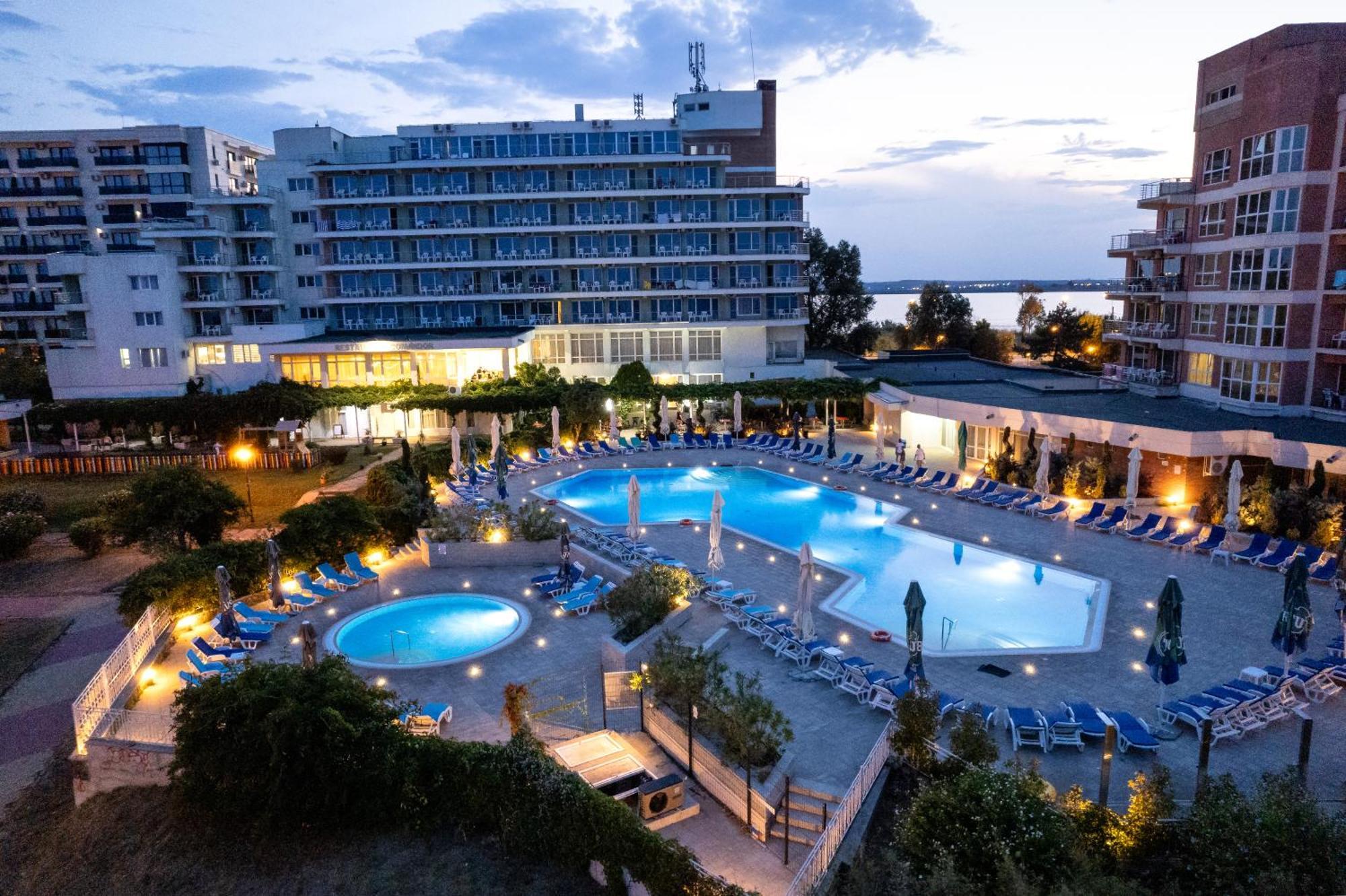 Hotel Comandor Mamaia Exterior photo