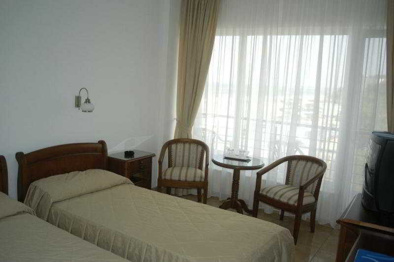 Hotel Comandor Mamaia Exterior photo
